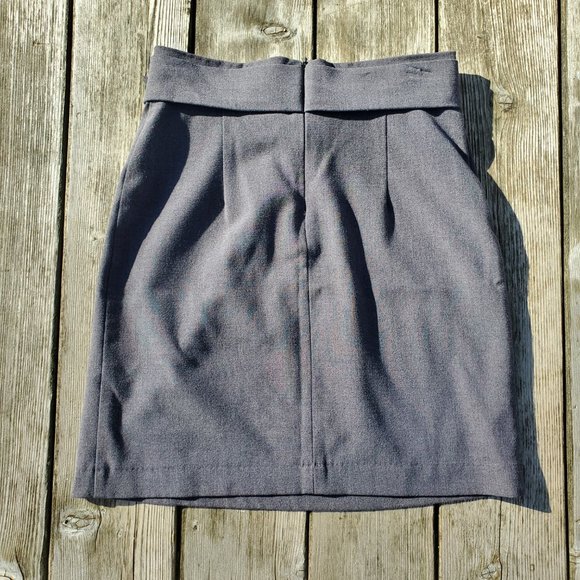 Cartise Dark Grey Mini Skirt with Large Bow Size 4 - Picture 3 of 6